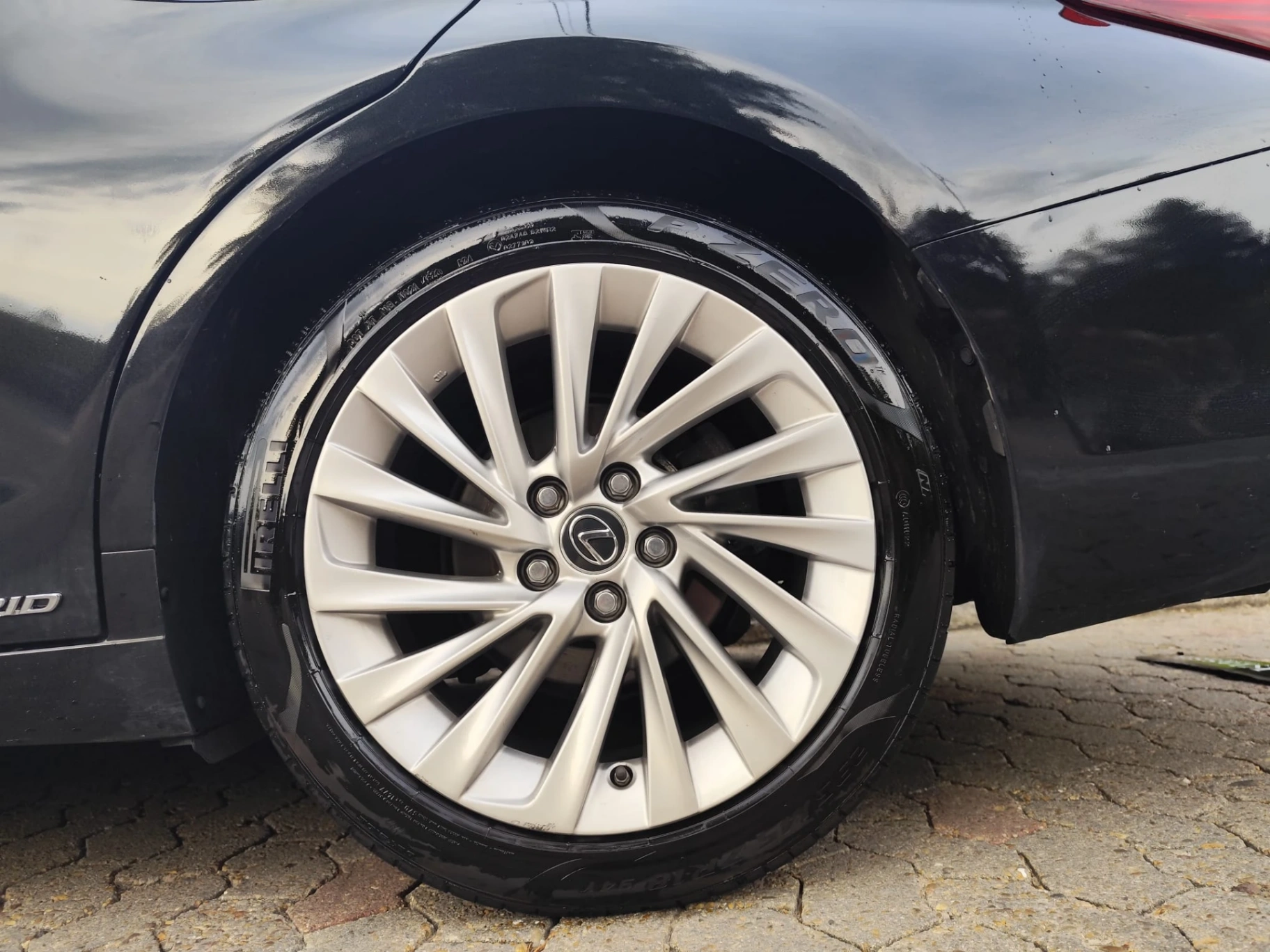 Lexus ES  300h Executive